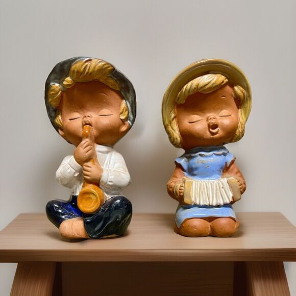 ROYAL SEALY MUSICIAN SET 2 BOY GIRL TERRACOTTA POTTERY Flute Accordion FIGURINES - Picture 1 of 10